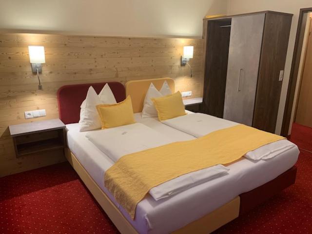 Hotel-Pension Das Platzl Schladming Esterno foto