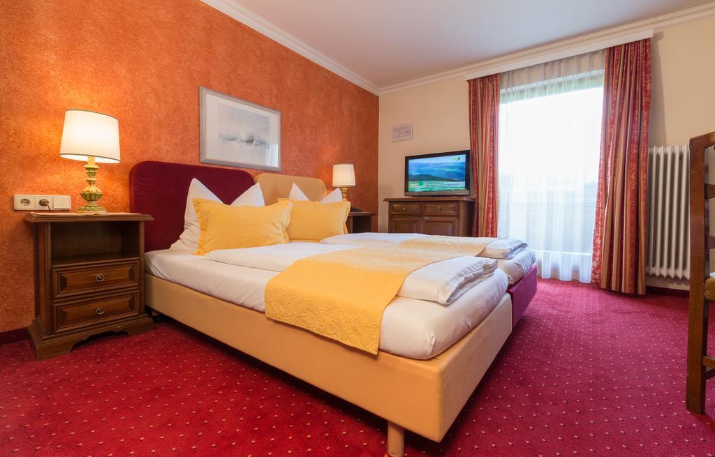 Hotel-Pension Das Platzl Schladming Esterno foto