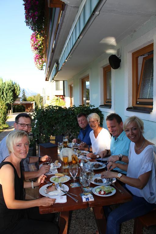 Hotel-Pension Das Platzl Schladming Esterno foto